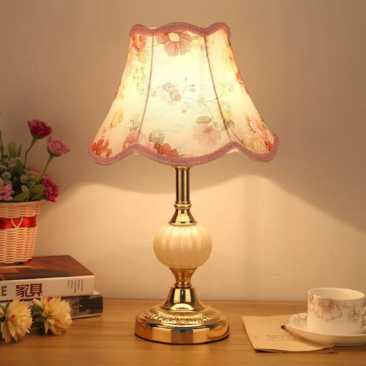Quivra – Vintage Skandinavische LED-Tischlampe